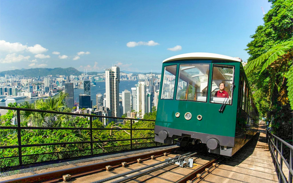 Tickets für Victoria Peak Tram und Sky Terrace 428 (Round Trip: Peak Tram + Sky Terrace 428 Admission) - 1