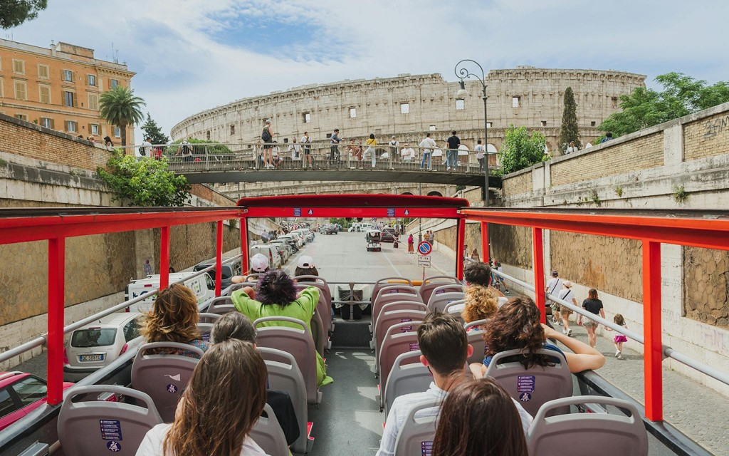 City Sightseeing: Hop-on Hop-off Stadtrundfahrt durch Rom (24-Hour Pass) - 1