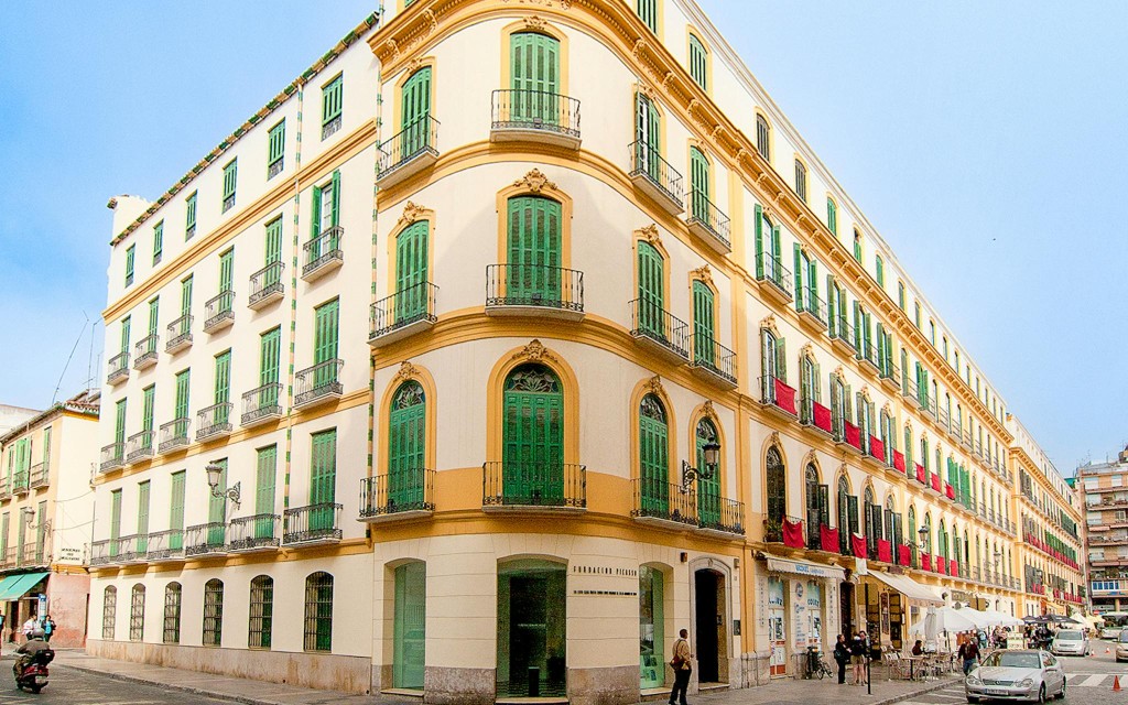 Picasso's Birthplace Museum Tickets (Entry Tickets + City Tour with Audio Guide) - 1