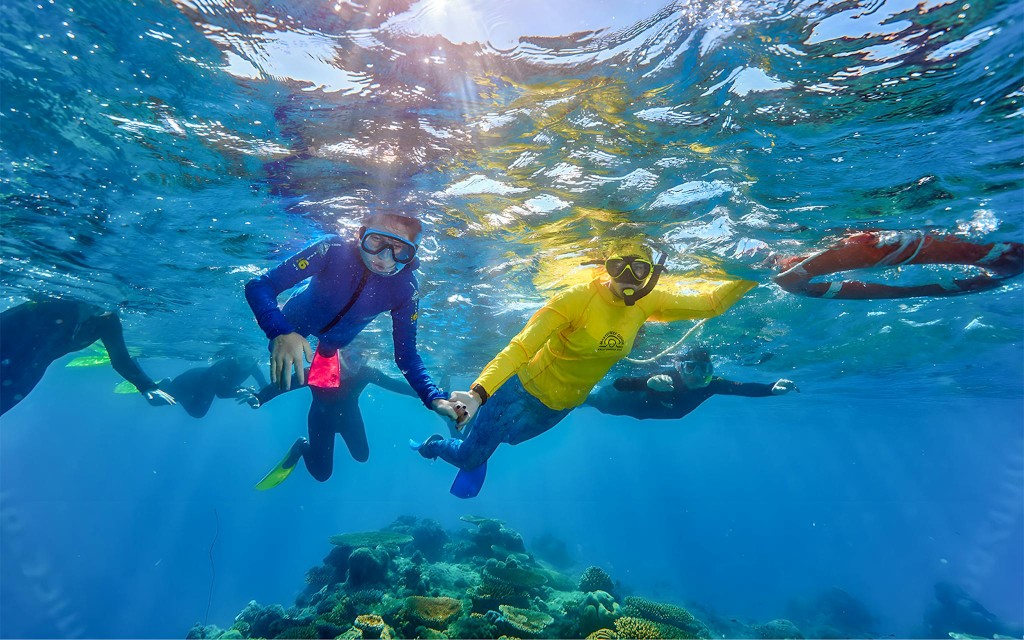 Cairns to Green Island Half Day Cruise with Activity Upgrades (Half Day Cruise) - 3
