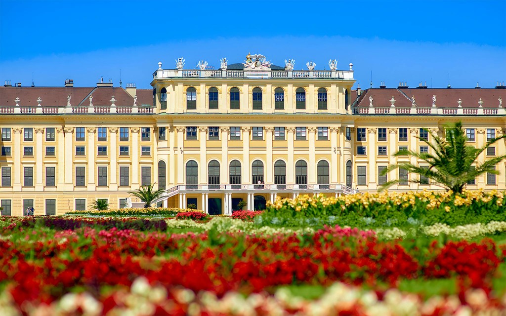 Pałac Schönbrunn i ogrody Omiń kolejkę Wycieczka z przewodnikiem (Schönbrunn Palace & Vienna City Guided Tour in German) - 1