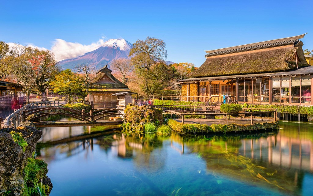 Mount Fuji Highlights Tour: Chureito Pagoda, Lake Kawaguchi, Oshino Hakkai, & More (3 Landmarks Tour: Pick-up from Shinjuku Station) - 2