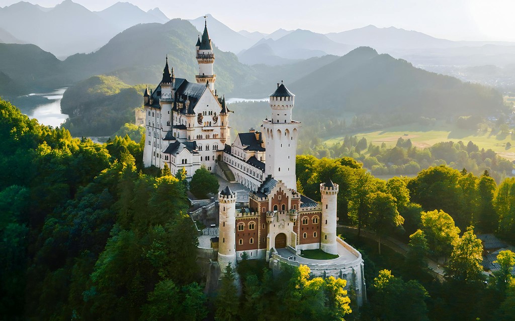 Schloss Neuschwanstein Tickets mit Audioguide (From Hohenschwangau: Neuschwanstein Castle Guided Tour with Entry Tickets) - 1