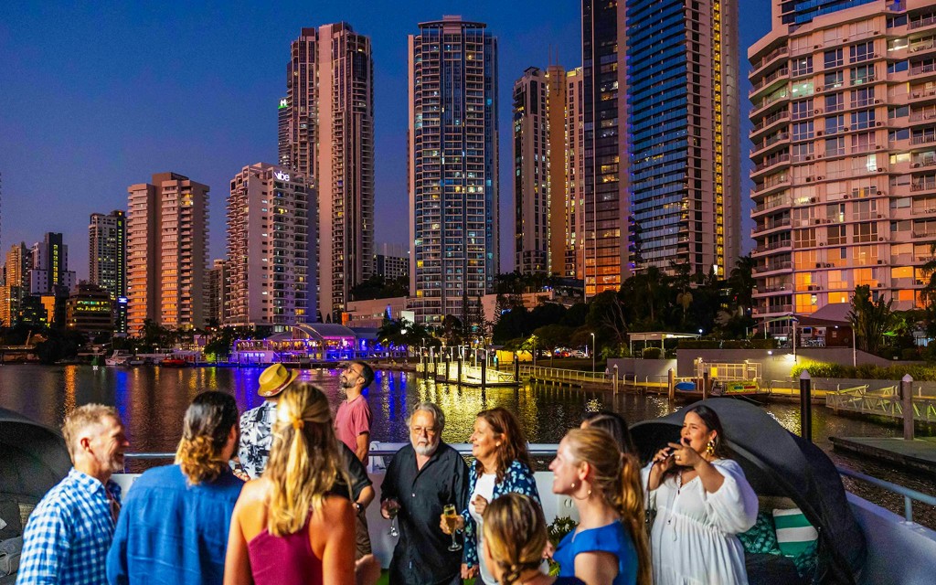 Gold Coast Sightseeing Cruise with Buffet Dinner (Buffet Dinner Cruise departing from Sea World ) - 2