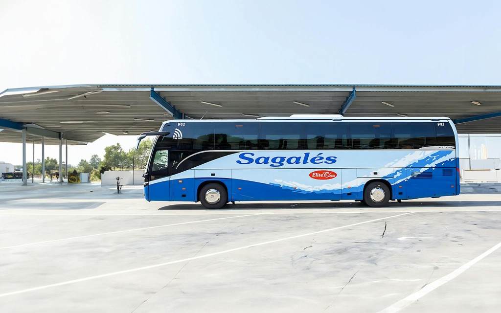 Bustransfer: Einfache Transfers mit Sagales zwischen Girona Flughafen und Estació del Nord (One-Way Ticket: Estació del Nord to Girona Airport) - 3