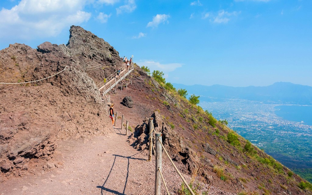Vesuv Tickets (Mount Vesuvius Ticket + Guidebook) - 3