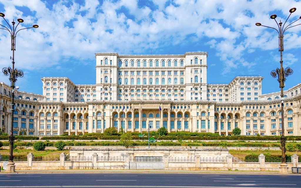 Visita guiada sin colas al Palacio del Parlamento de Bucarest (English Guided Tour of Palace of Parliament) - 3