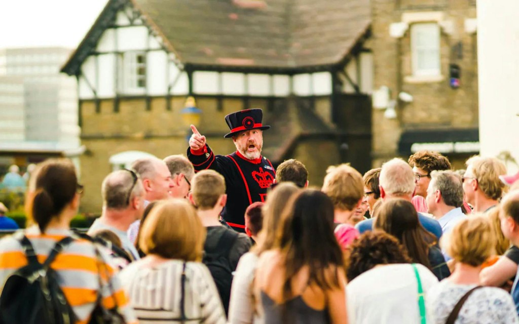 Billets pour la Tour de Londres avec accès aux Joyaux de la Couronne (Small-Group Guided Tour + Thames River Cruise) - 3