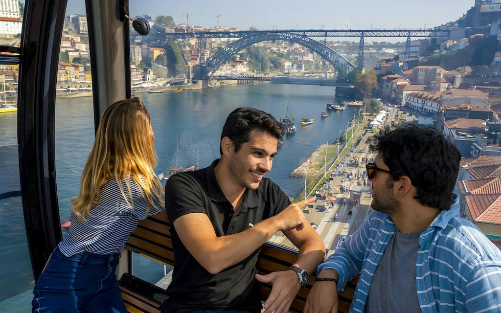 Geführter Spaziergang durch Porto: Livraria Lello, Douro Flussfahrt + Seilbahn (English Porto Walking Tour + Lello Library, Douro River Cruise & Cable Car Tickets) - 3