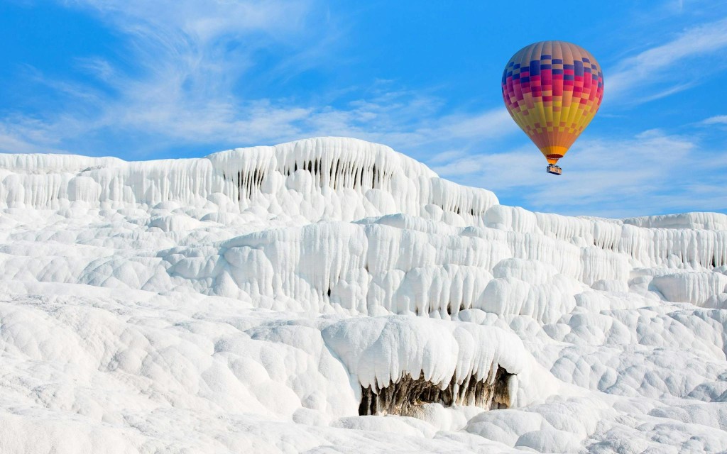 De Antalya: Voo de balão de ar quente em Pamukkale com almoço (From Antalya/Kemer: Pamukkale Day Trip w/Balloon Watching) - 1