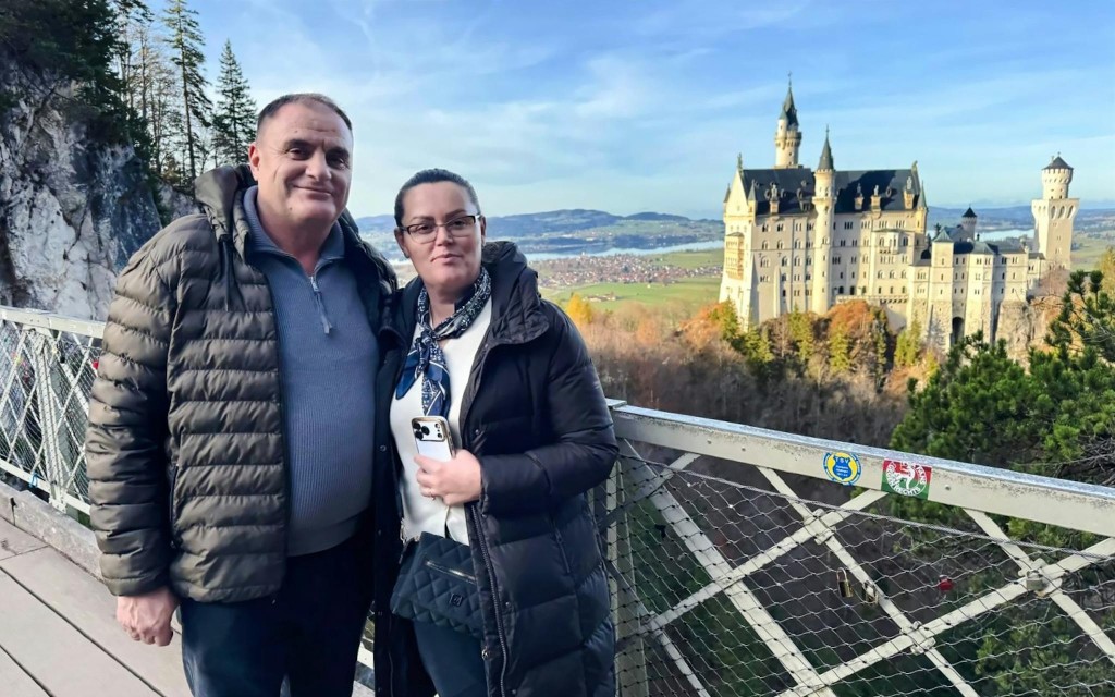 Desde Múnich: visita guiada de un día completo a los castillos de Neuschwanstein y Hohenschwangau (From Munich: Neuschwanstein & Hohenschwangau Castles Guided Tour) - 2