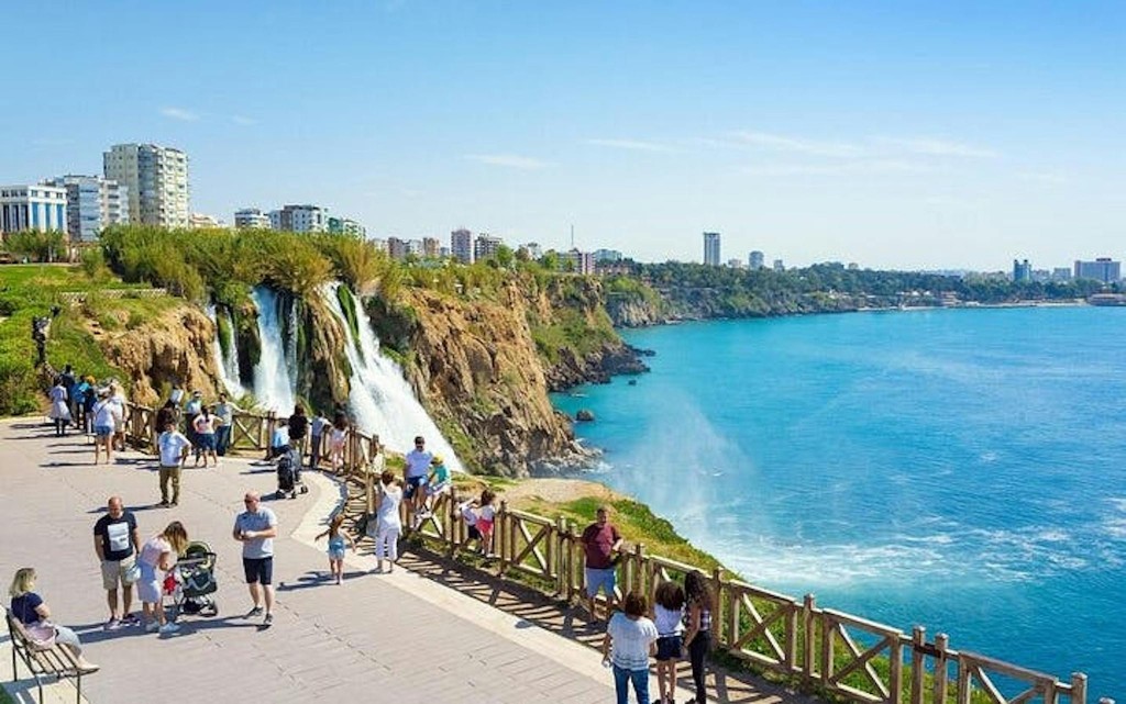 Excursão pela cidade de Antália com tudo incluído saindo de Kemer: passeio de barco e cachoeiras (Antalya Full-Day City Tour from Kemer with Boat & Waterfalls) - 1