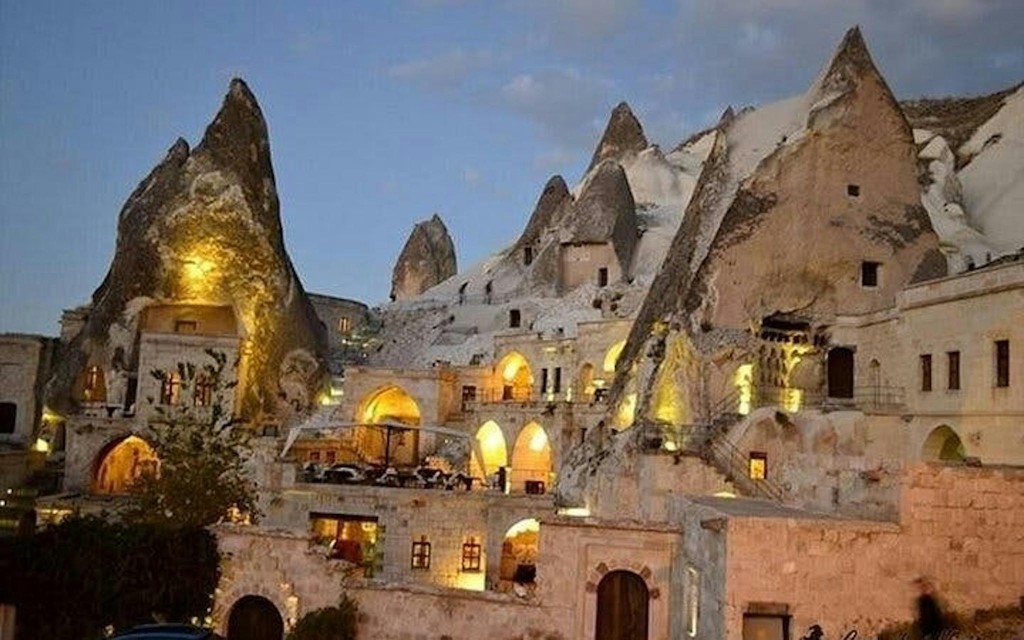 Aventura de 2 días en Capadocia desde Alanya con alojamiento en hotel (2-Day Cappadocia Tour from Alanya | Hotel Stay, Transfers & Guided Experience) - 2