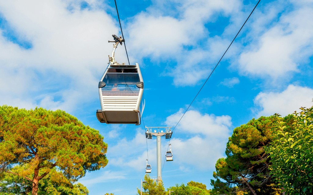 Ingressos de ida e volta do Teleférico de Montjuïc  (Round-Trip Tickets + City Audio Tour) - 1
