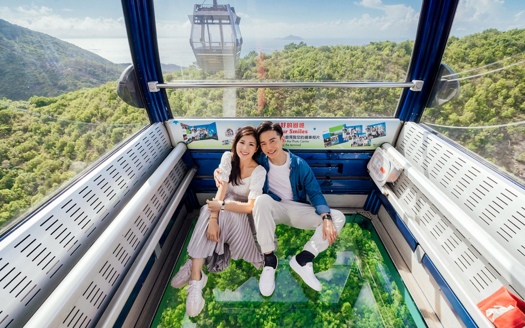 Ngong Ping Cable Car Tickets (Crystal+ Cabin Round Trip) - 3