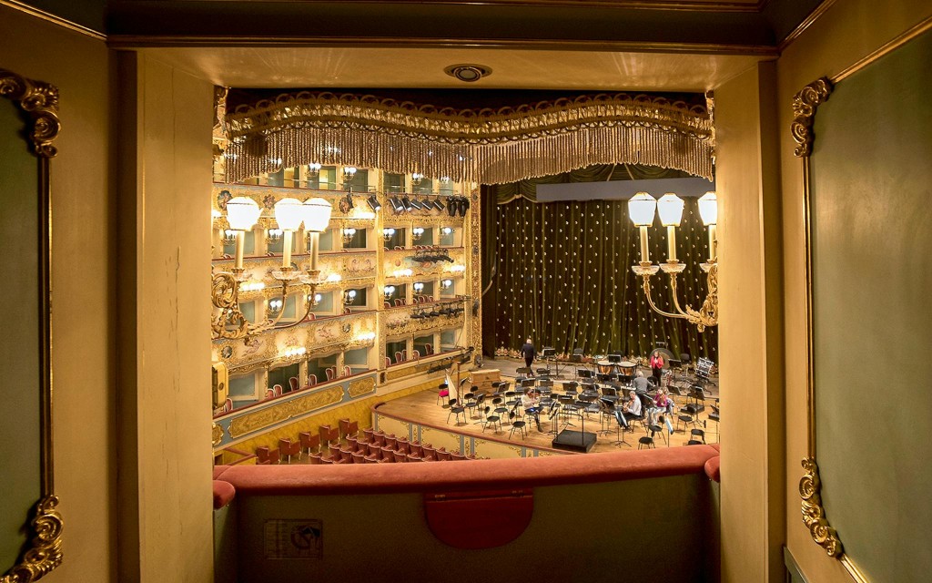 Bilet z pominięciem kolejki do Teatro La Fenice z przewodnikiem audio (English Guided Tour) - 2