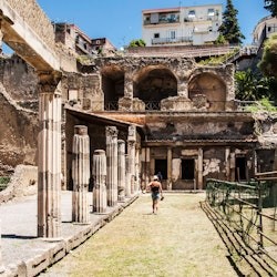 Herculanum : Visite guidée + Trajet aller-retour depuis Naples - 2