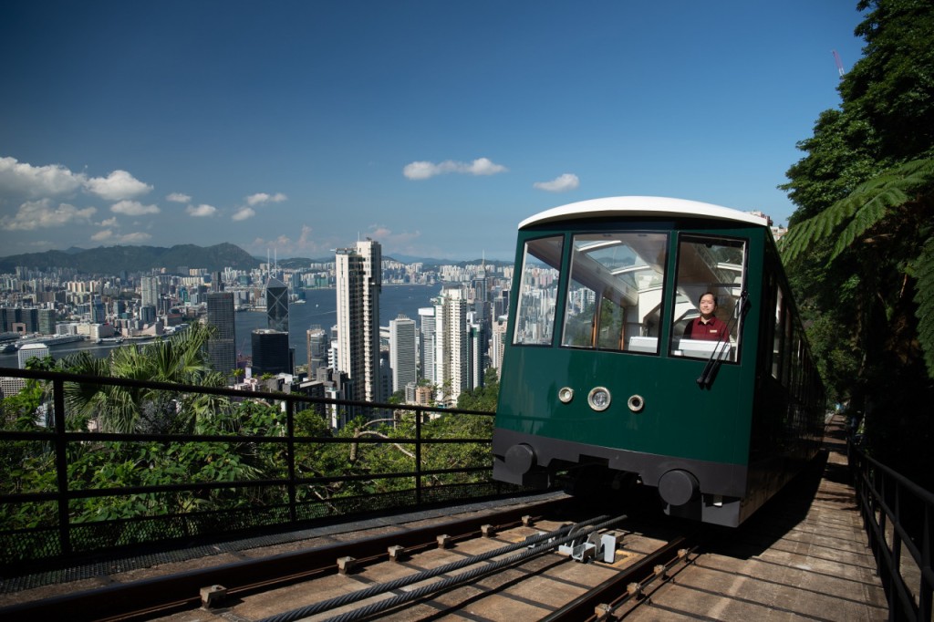 Boleto para el Peak Tram de Hong Kong y Sky Terrace 428 (PROMOCIÓN 10% DE DESCUENTO: Pase Sky de Peak Tram solo ida + entrada a Sky Terrace 428 (fecha abierta)) - 1