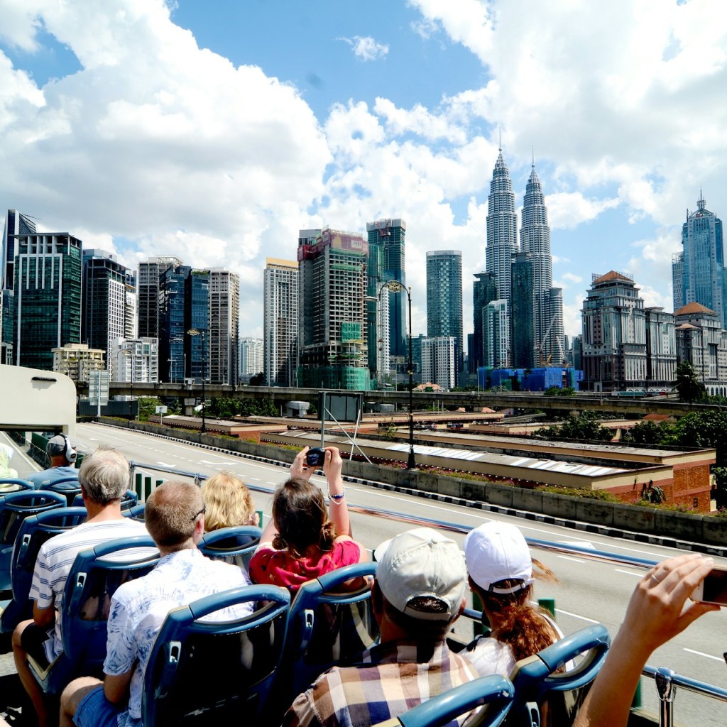 Hop-on Hop-off Bus Kuala Lumpur - Malaysian - 48 hours - 1