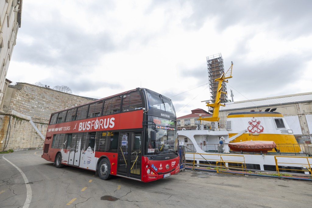 Hop-on Hop-off Bus Tour Istanbul - 2