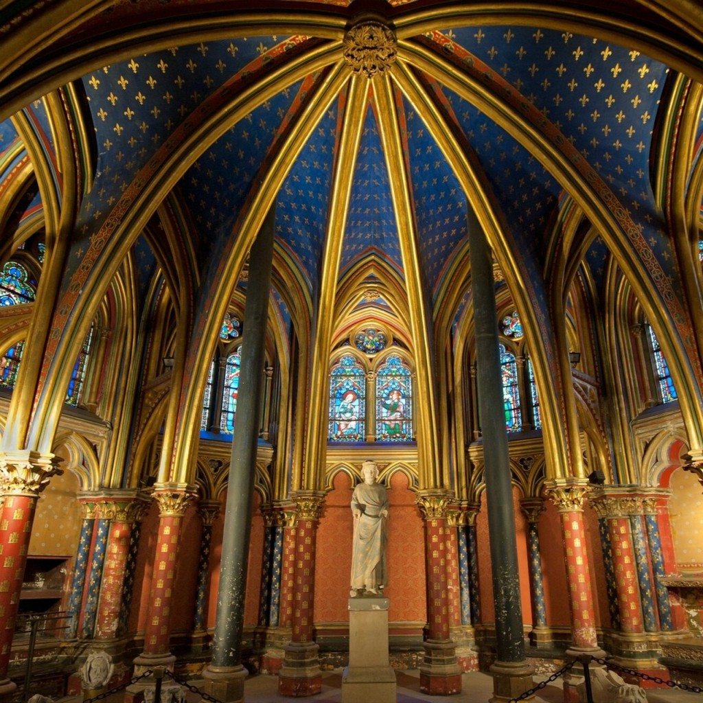 Île de la Cité: Semi-Private Guided Tour + Notre-Dame Cathedral of Paris Entry - 1