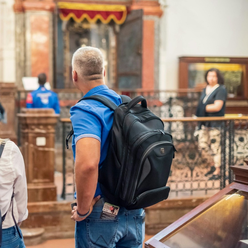 Jewish Quarter Monuments + Guided Tour - 3