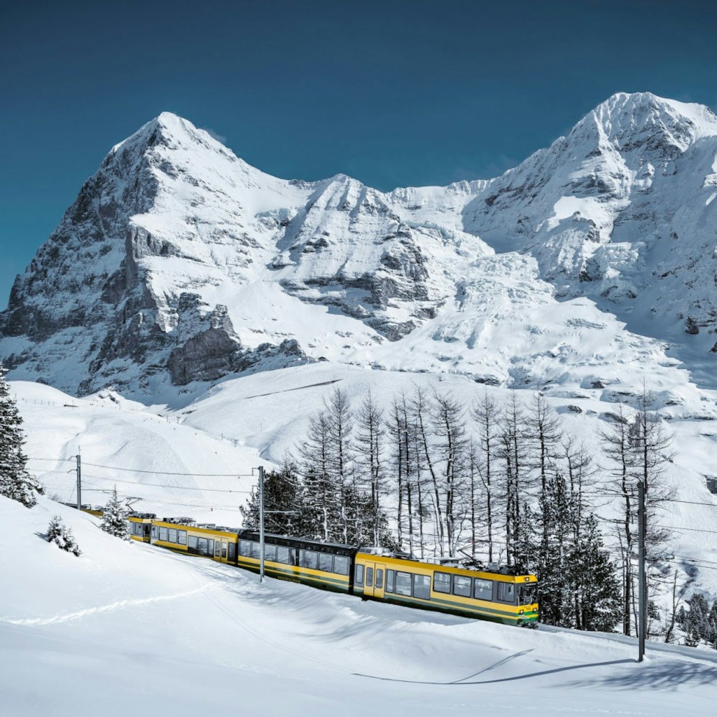 Jungfraujoch: Roundtrip Train from Interlaken Ost - 2