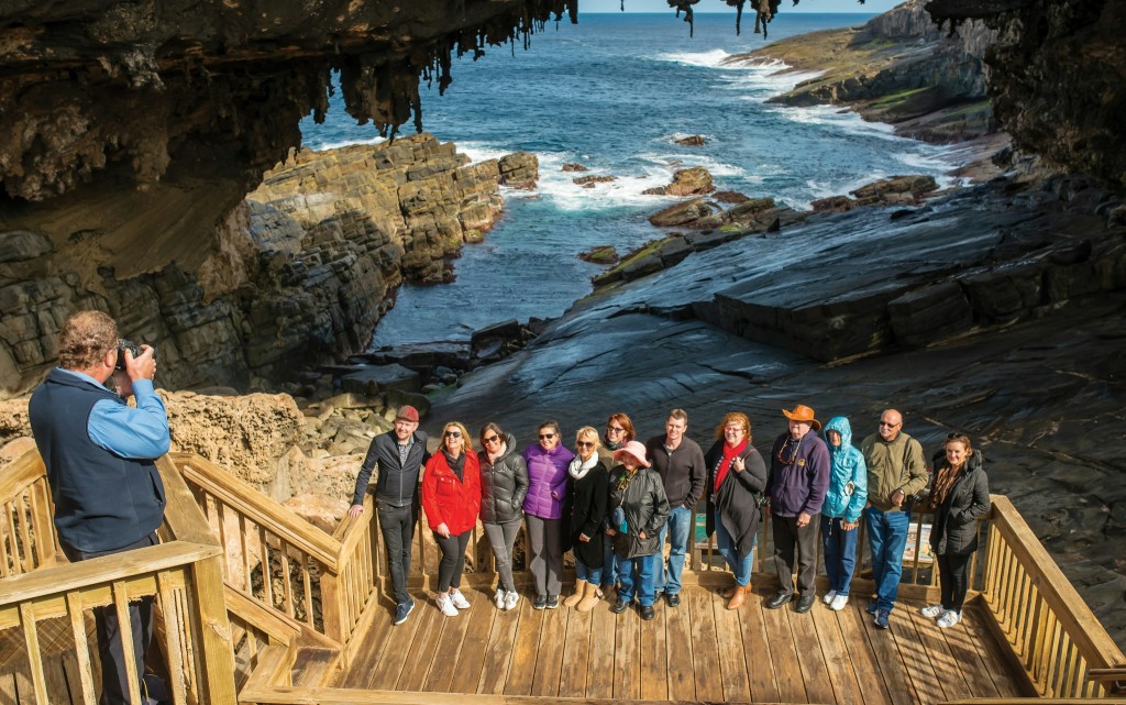 Tour guiado por Kangaroo Island con ferry de regreso, almuerzo y traslados desde Adelaida (From Adelaide: Guided Tour with Return Coach Transfers, Ferry and 2-Course Lunch) - 2