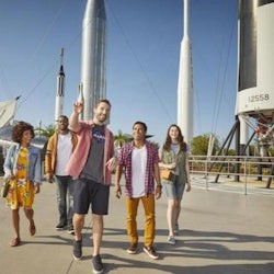 Kennedy Space Center: Small Group Guided Tour + Roundtrip Transport + Breakfast - 2