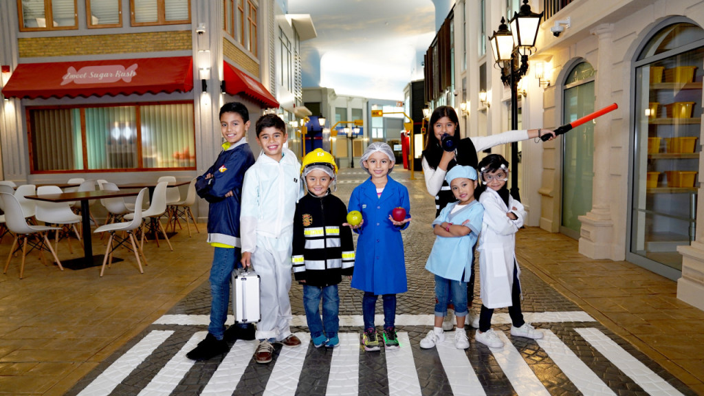 KidZania Dubai (KidZania Dubai - Adult and Toddler (2-3 Years) Admission) - 3