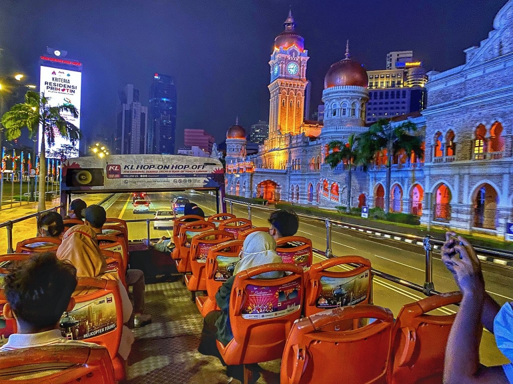 Kuala Lumpur Hop-on Hop-off Sightseeing Bus (KL City of Lights Tour - International Travellers (8:00 PM)) - 1