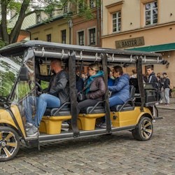Krakow: City Sightseeing Tour by Electric Golf Cart + Audio Guide + Transfers - 2