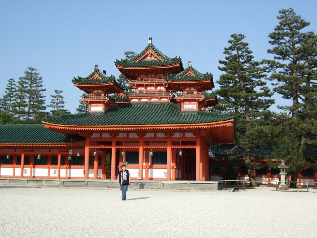 Kyoto Full-Day Tour: Nijo Castle, Kinkaku-ji,  Fushimi Inari Taisha, Kiyomizu-dera Temple (Kyoto Full-Day Tour with Lunch) - 3