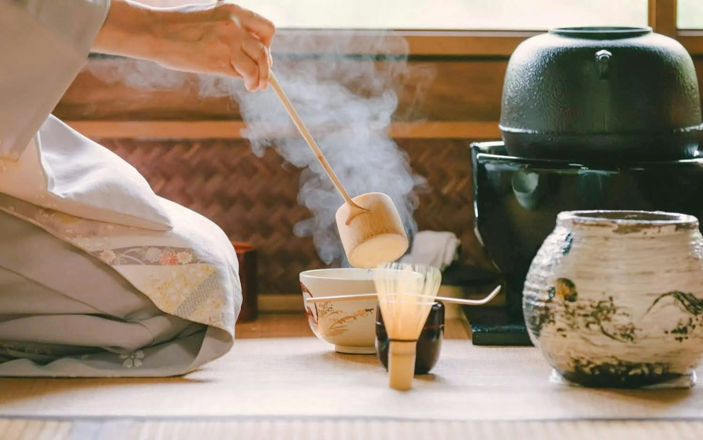 Kyoto: Tea Ceremony Experience & Seasonal Wagashi at Machiya House in Gion/Kiyomizu Area (Private Tea Ceremony Experience) - 3