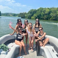 Lake Austin: 2-Hr Scenic Boat Cruise BYOB - 3