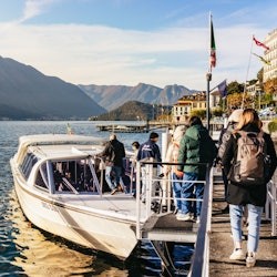 Comer See & St. Moritz: Tagestour ab Mailand + Fahrt mit der roten Bernina-Bahn & Bootstouren - 1