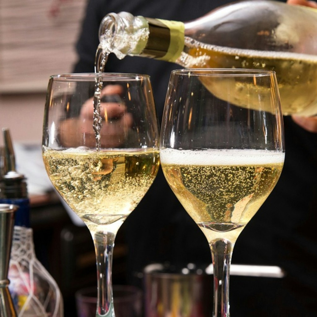 Lake Iseo i Franciacorta: zwiedzanie z przewodnikiem z Mediolanu + degustacja wina - 1
