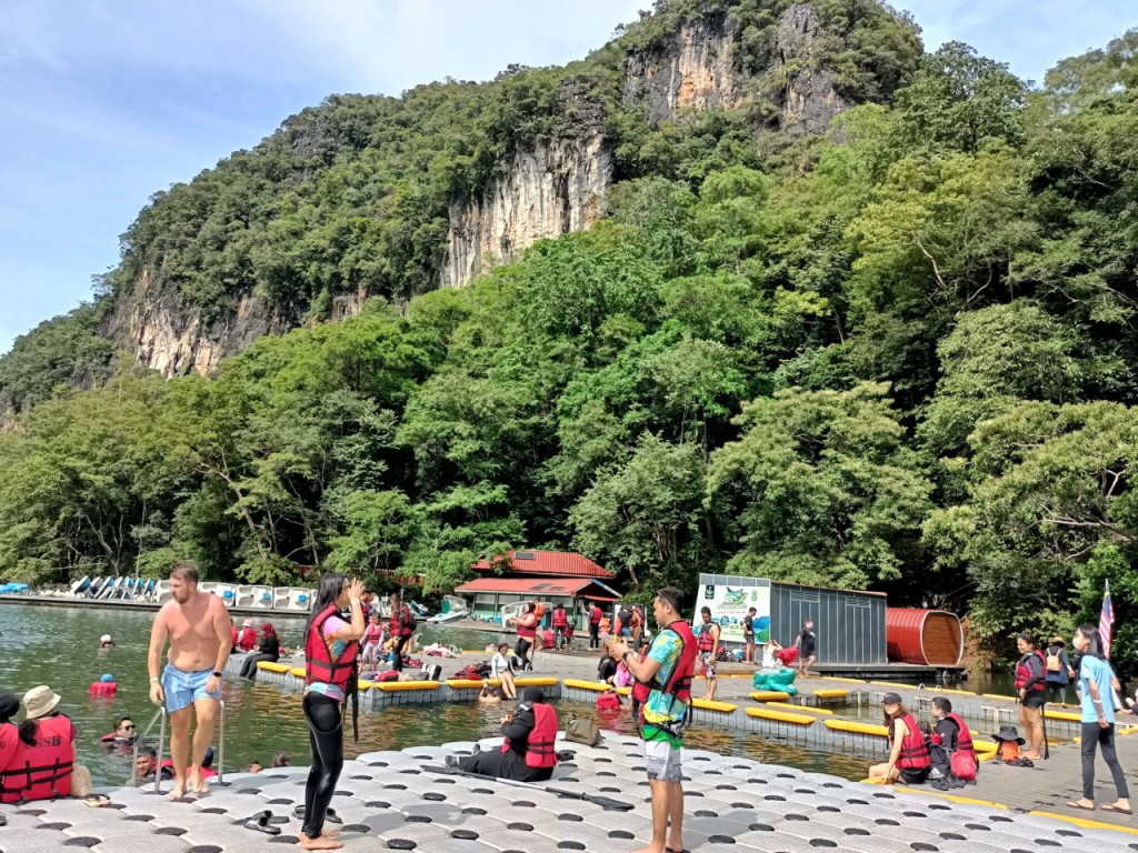 Langkawi Island Hopping Tour by Speedboat (Langkawi Island Hopping by Speedboat - Half Day - Private charter up to 8 pax) - 2