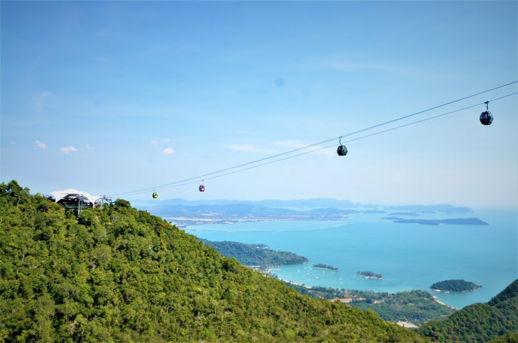 Langkawi SkyCab Cable Car Ticket (Direct Entry Standard Gondola (Normal Lane) + SkyBridge + Eagle's Nest SkyWalk (Malaysian Citizens)) - 1