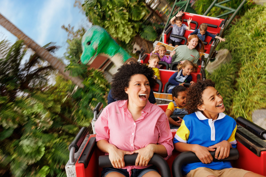 LEGOLAND California Theme Park Ticket (2-Day Resort Hopper: LEGOLAND California + Water Park + SEA LIFE Aquarium Admission) - 2