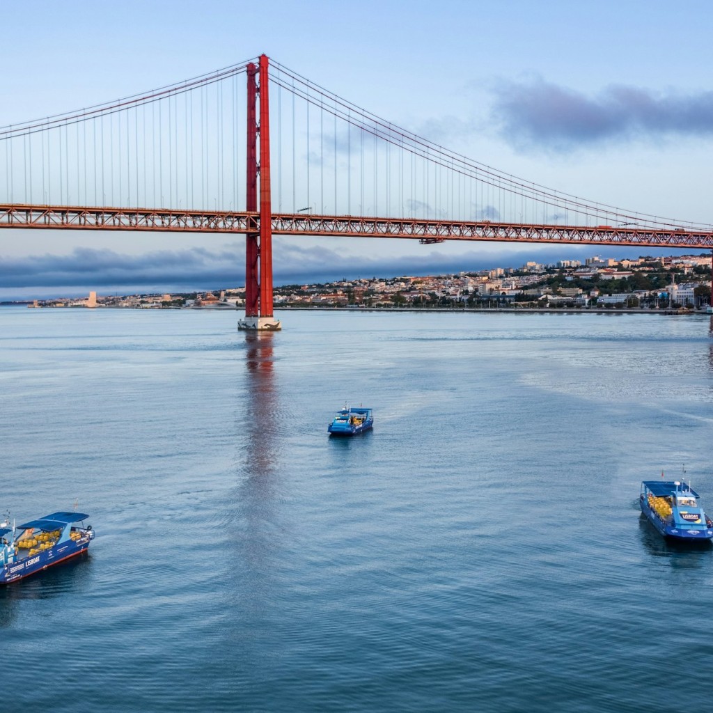 Lisbon: 1-Hour Express River Cruise by Lisboat - One-way Ticket - 2