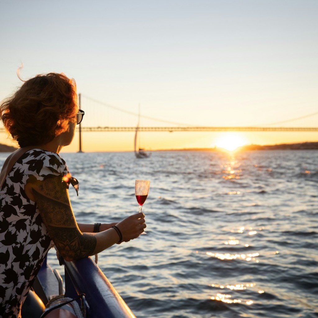 Lisbon: 1.5-Hour River Cruise at Sunset by Lisboat - 2