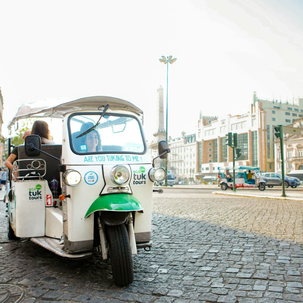 Lisbon: 1.5-Hr Private Tuk Tuk Tour of Old Town & City Center - 2