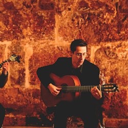 Lisbon: Fado Show at Fado & Fado + Port Wine - 1