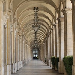 Lisbon: Guided Walking Tour in English + Tram Ride - 3