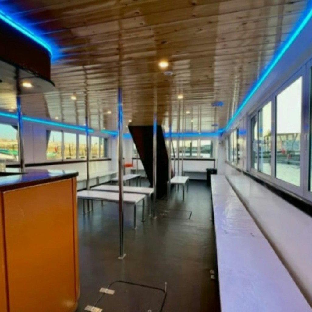 Lisbon: Sightseeing Boat Cruise + Snacks & Drinks + Music - 3