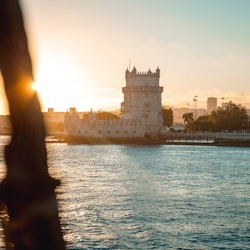 Lisbon: Sunset Boat Party + Live Music + Nightclub Entry - 2