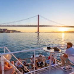 Lisbon: Tagus River Sunset Cruise with Drinks & Snacks - 2