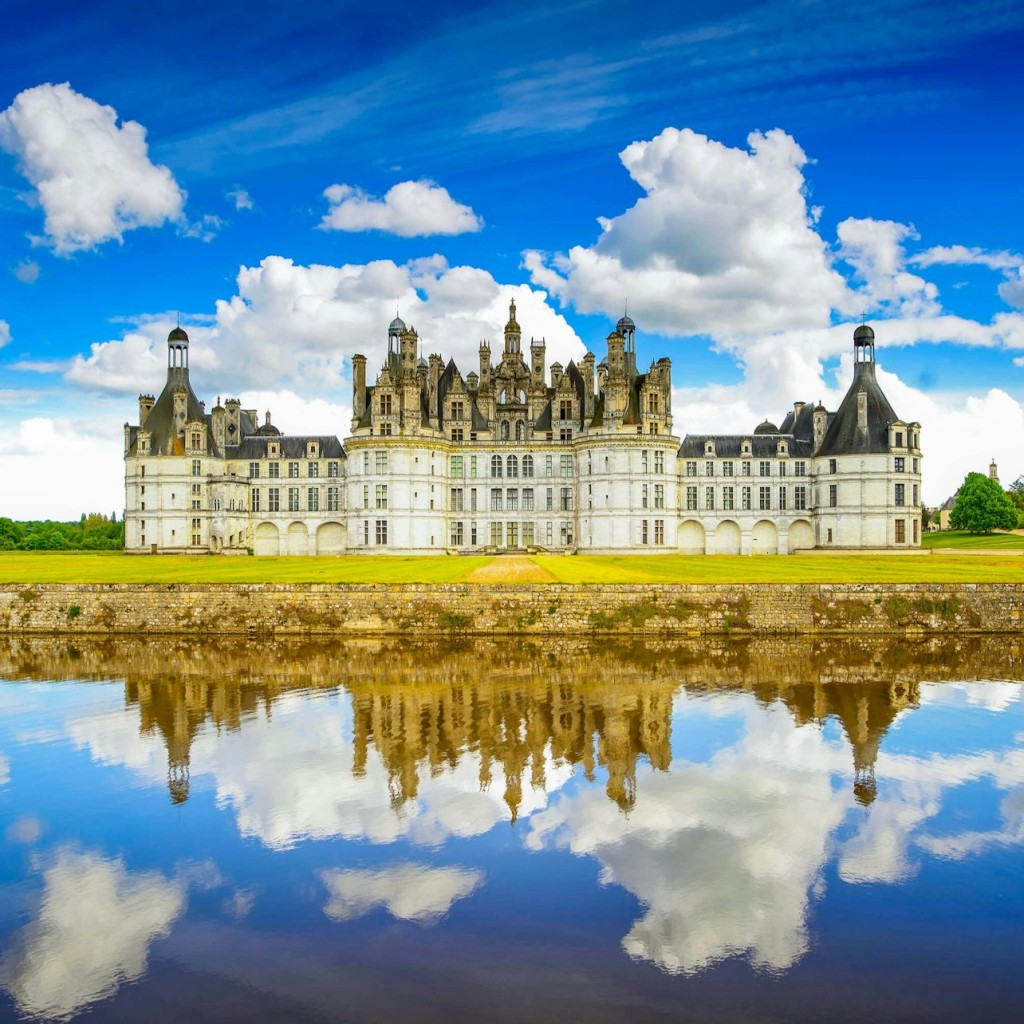 ロワール渓谷： Castles Audio Guide App by TouringBee - 1