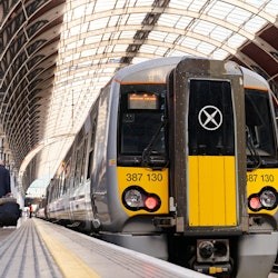 London: Express Train To/From Heathrow Airport & Paddington - 2